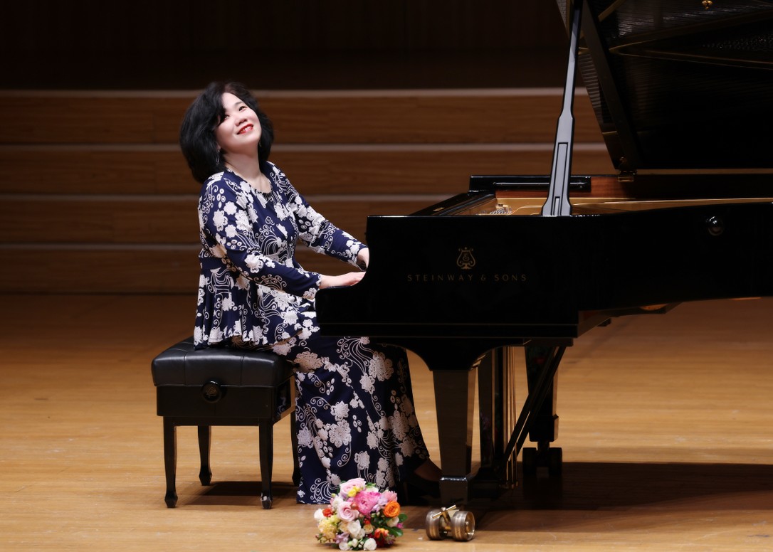 Claudia Yang 張毓芬